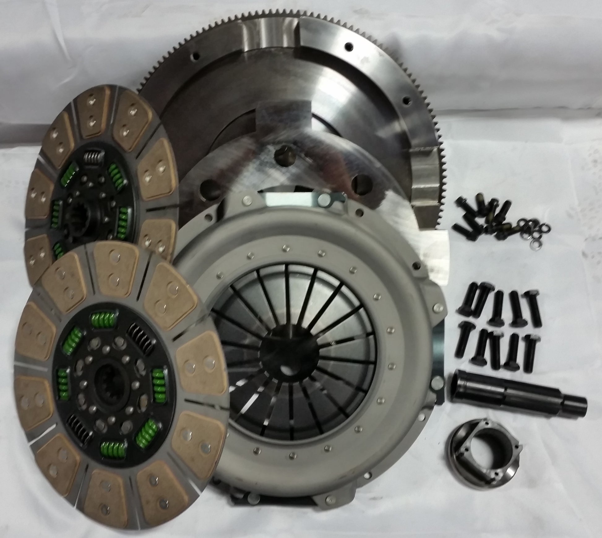 NMU60DDS Valair Dual Disc Clutch 12.25" x 1.375" Ford 6.0/6.4 ZF6 Ceramic Spring Hub Dual Disc Hell On Wheels Canada