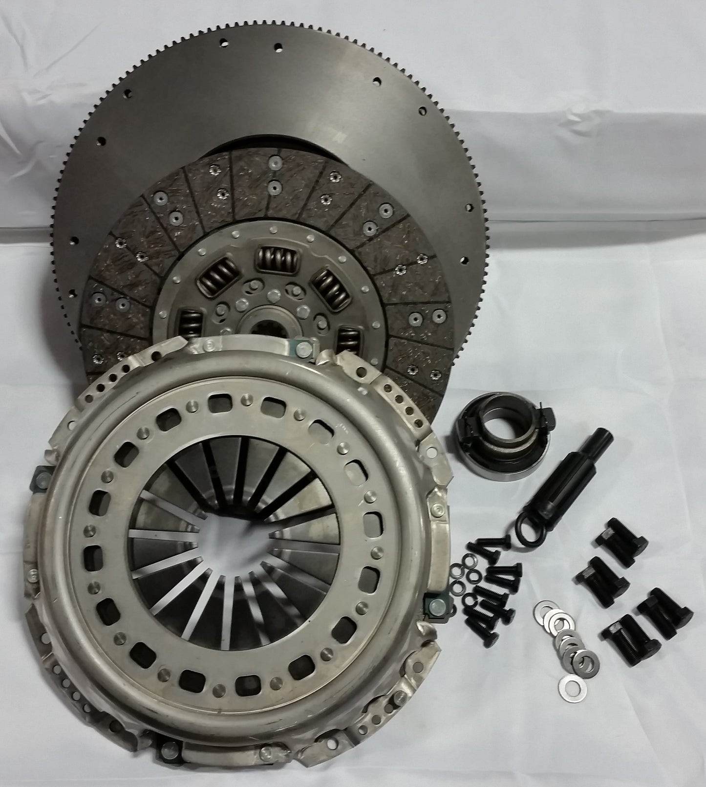 NMU70279-01-5SCE Valair Single Disc 13"x1.25" Upgrade Clutch 1993-2003 Dodge NV4500 & Getrag 5 Speed 12.25" To 13" Premium Brass Woven Organic Facings Hell On Wheels Canada