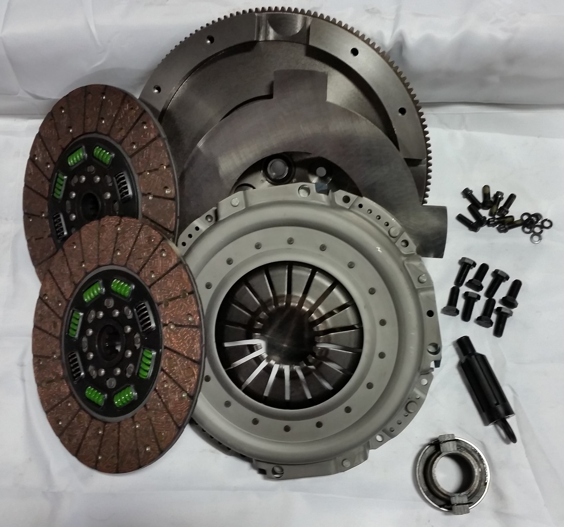 Hell On Wheels CanadaNMU70NV45DDSN-ORG Valair Dual Disc 13" Clutch 1994-2003 Dodge NV4500 & Getrag 5 Speed 13" x 1.375" (Requires 1-3/8" Input Shaft) Organic Facings Hell On Wheels Canada